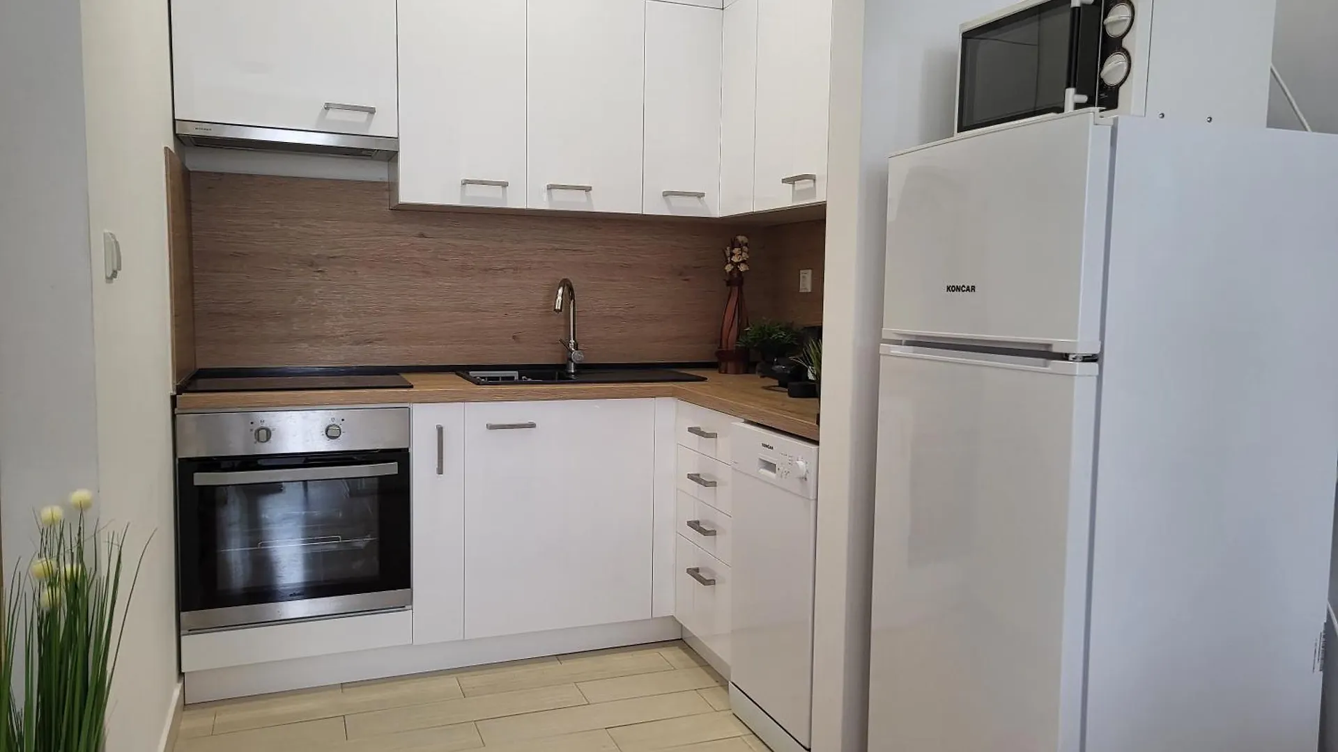 Luxury 4U- Apartment Pag パグ 0*,